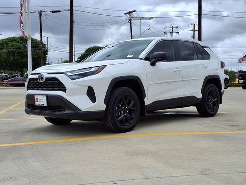 Used 2025 Toyota RAV4 LE image 1