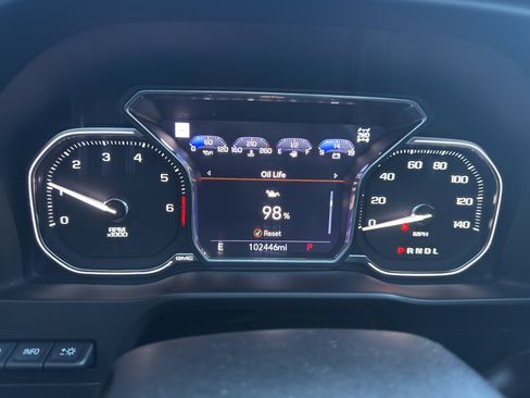 Used 2023 GMC Sierra 2500 AT4 w/ AT4 Premium Plus Package image 13