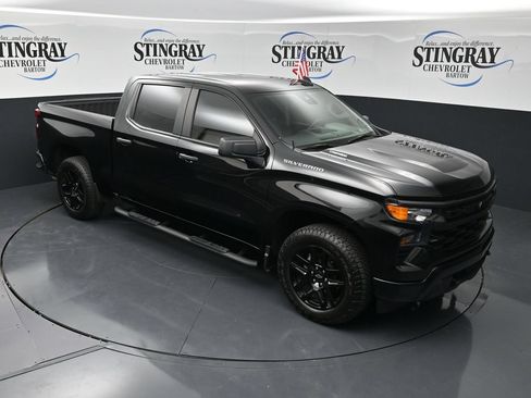 Certified 2025 Chevrolet Silverado 1500 Custom w/ LPO, Dark Essentials Package AWD/4WD image 21