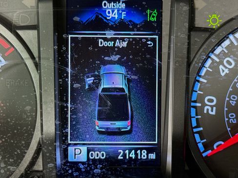 Used 2023 Toyota Tacoma SR image 15