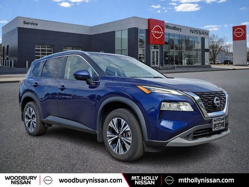 Certified 2022 Nissan Rogue SV w/ SV Premium Package AWD/4WD image 1