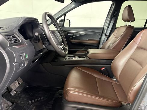 Used 2025 Honda Ridgeline RTL image 21