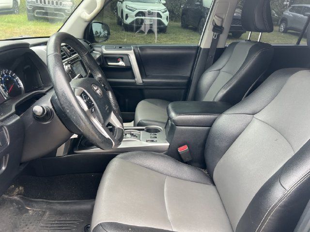 Used 2018 Toyota 4Runner SR5 Premium AWD/4WD image 13