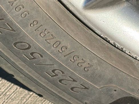 Used 2023 INFINITI Q50 Luxe image 6