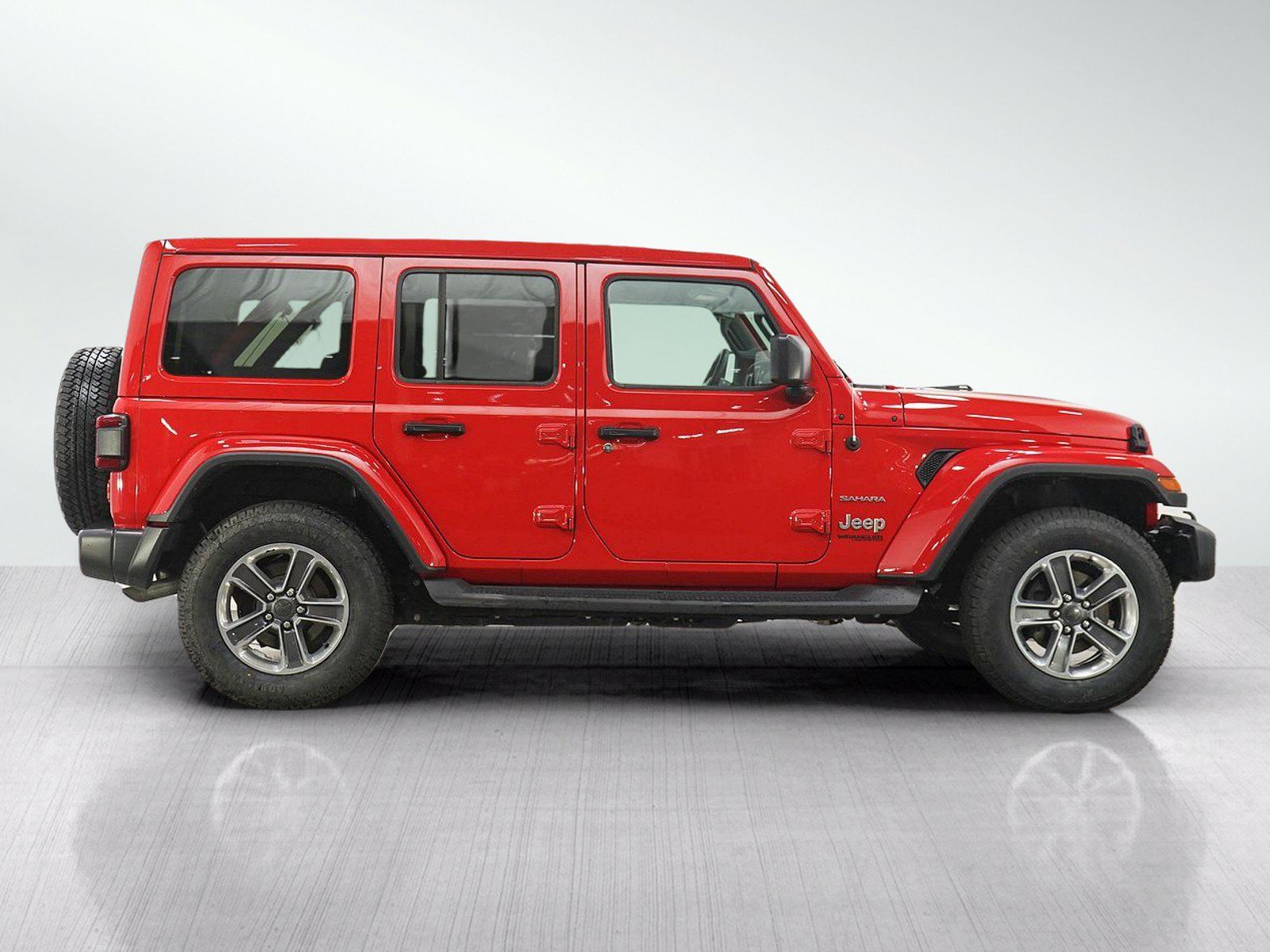 Used 2020 Jeep Wrangler Unlimited Sahara AWD/4WD image 6