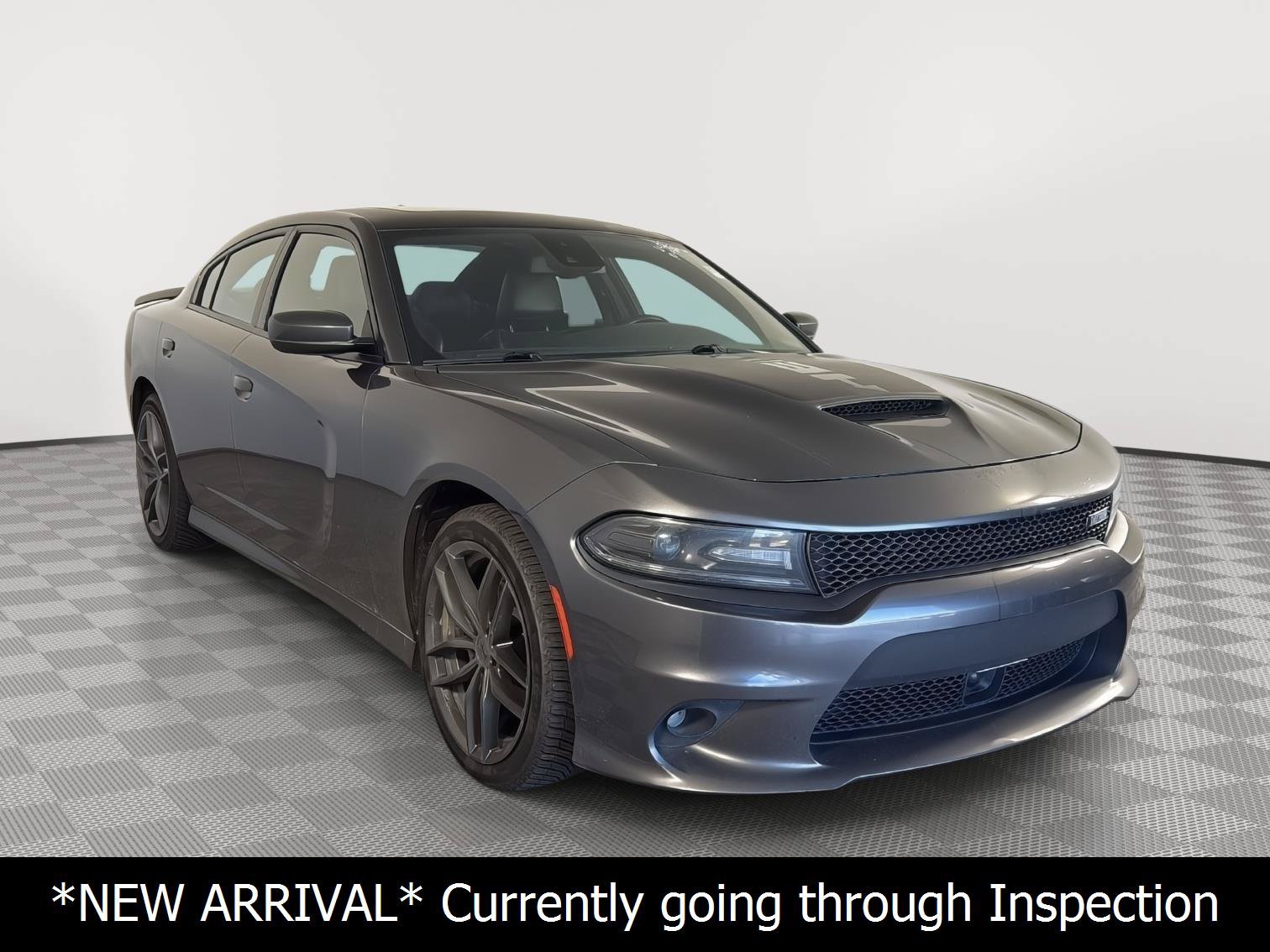 Used 2018 Dodge Charger R/T RWD image 1