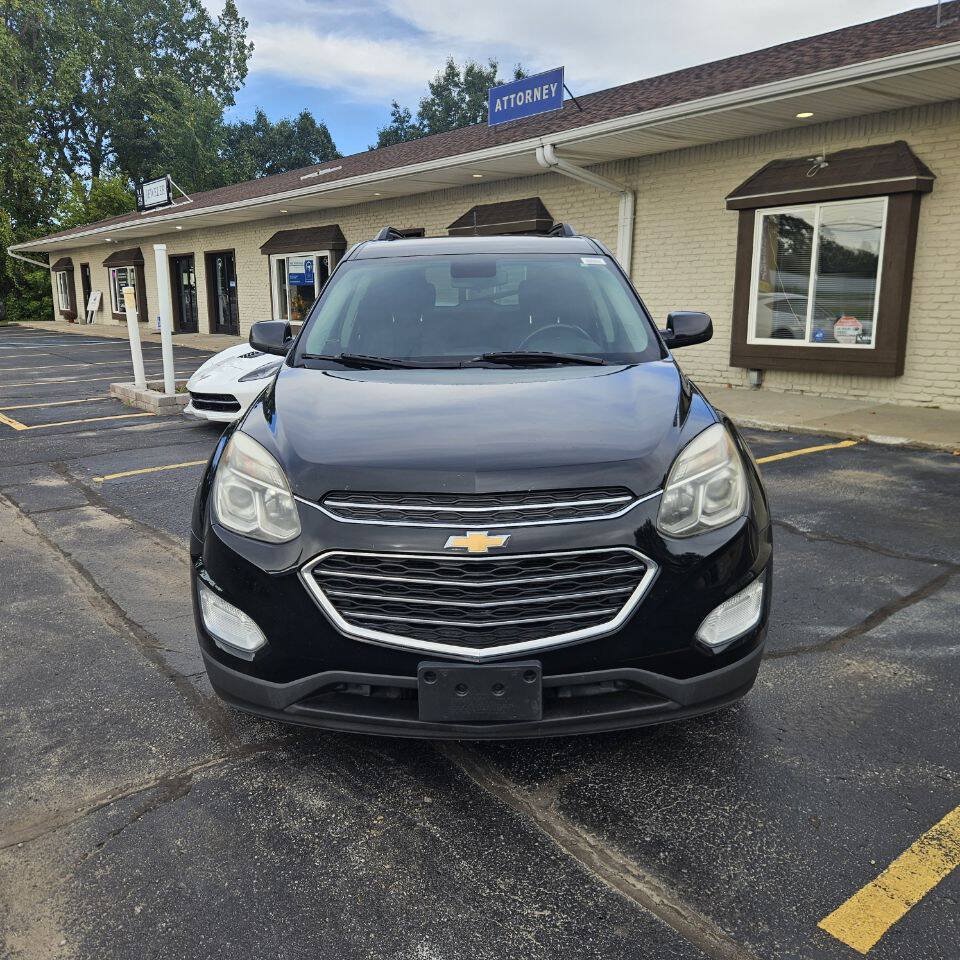 Used 2017 Chevrolet Equinox LT w/ Convenience Package AWD/4WD image 9