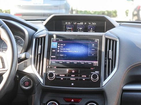 Used 2019 Subaru Crosstrek 2.0i Limited w/ Moonroof Package w/Navigation AWD/4WD image 18