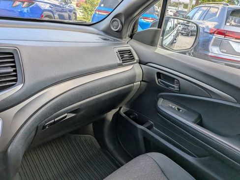 Used 2019 Honda Passport Sport image 17