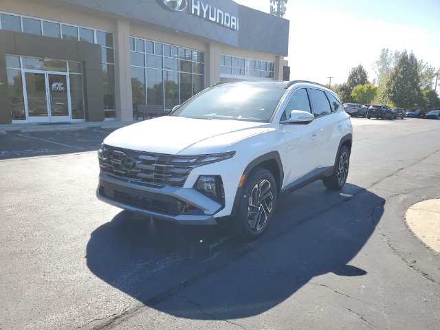 New 2026 Hyundai Tucson Limited AWD/4WD image 2