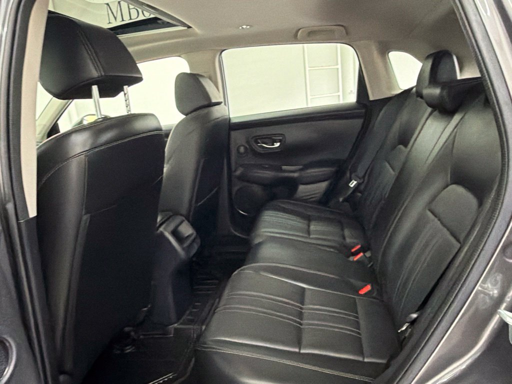 Used 2023 Honda HR-V EX-L image 17