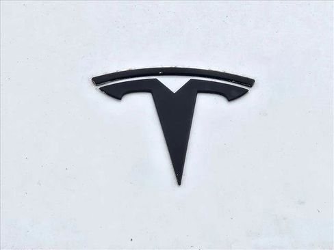 Used 2022 Tesla Model 3 Long Range AWD/4WD image 5