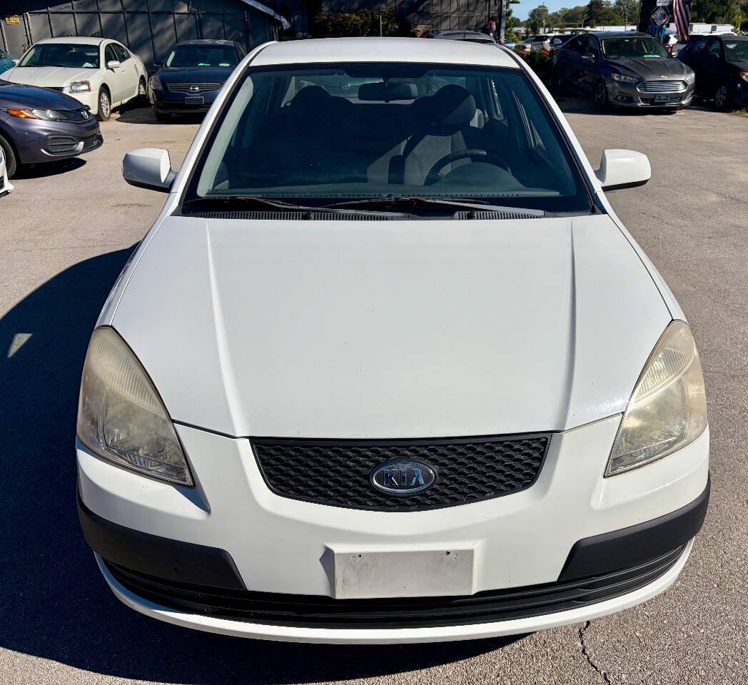 Used 2009 Kia Rio Sedan FWD image 8