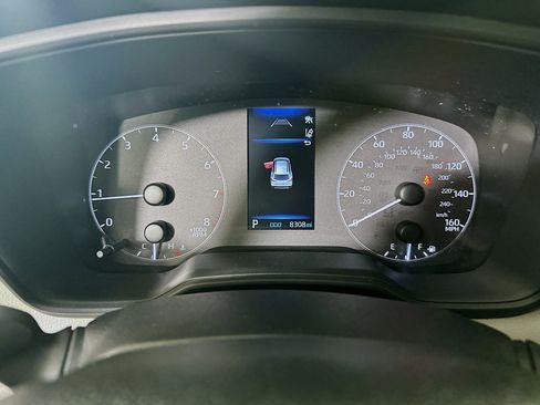 Certified 2025 Toyota Corolla Cross L FWD image 19
