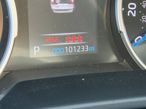 Used 2020 Toyota RAV4 LE w/ All Weather Liner Package AWD/4WD image 3