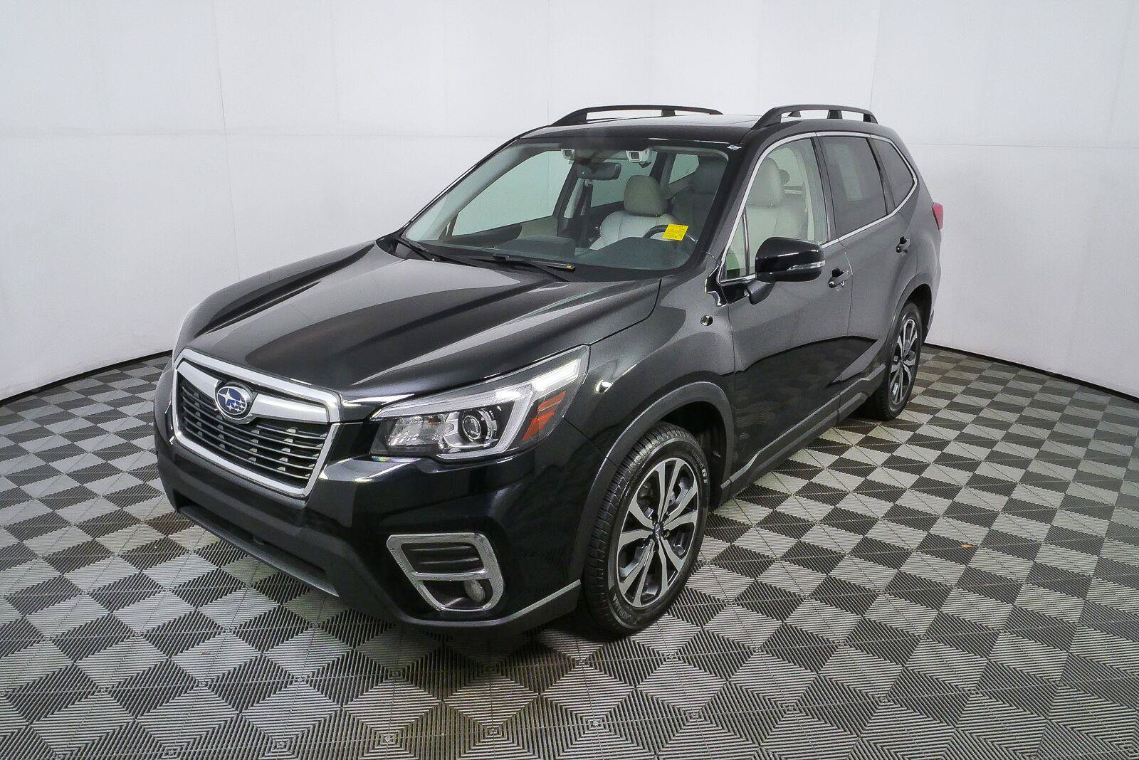 Used 2019 Subaru Forester Limited w/ Popular Package #3 AWD/4WD image 23