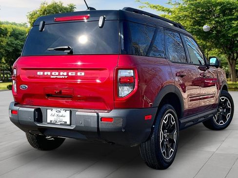 Certified 2025 Ford Bronco Sport Outer Banks w/ Outer Banks Tech Package+ image 12