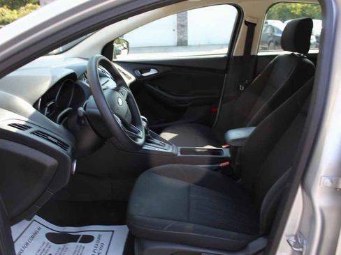 Used 2016 Ford Focus SE image 23