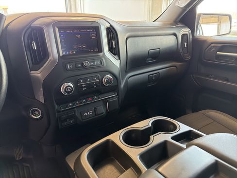 Used 2024 GMC Sierra 1500 Pro w/ Pro Value Package AWD/4WD image 19