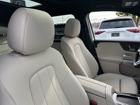 New 2026 Mercedes-Benz GLB 250 image 29