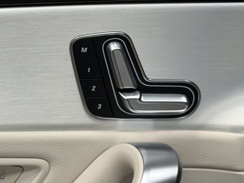 Certified 2025 Mercedes-Benz CLA 250 image 20