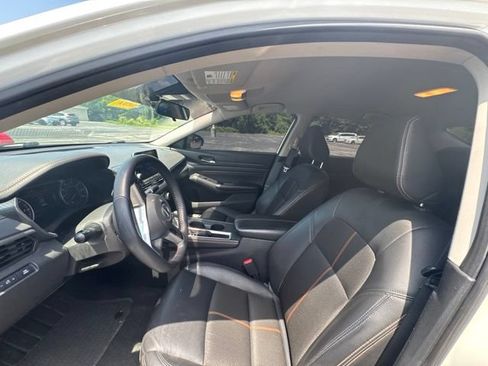 Used 2021 Nissan Altima 2.5 SR FWD image 19