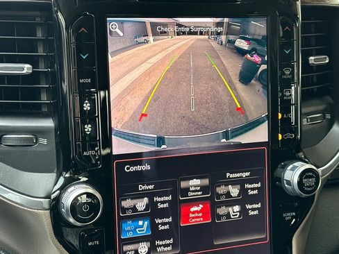 Used 2019 RAM 1500 Laramie image 25