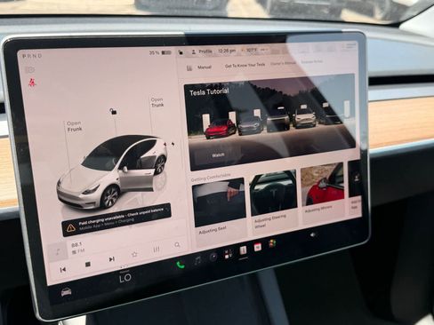 Used 2023 Tesla Model Y Long Range AWD/4WD image 21
