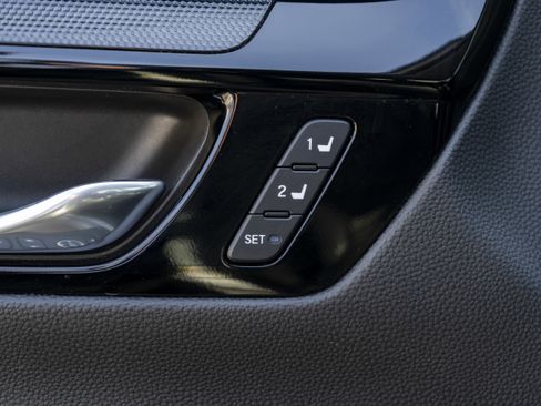 Used 2023 Honda CR-V EX-L image 39