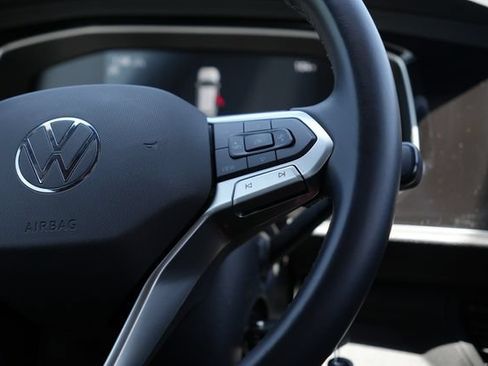 Used 2024 Volkswagen Jetta Sport FWD image 19