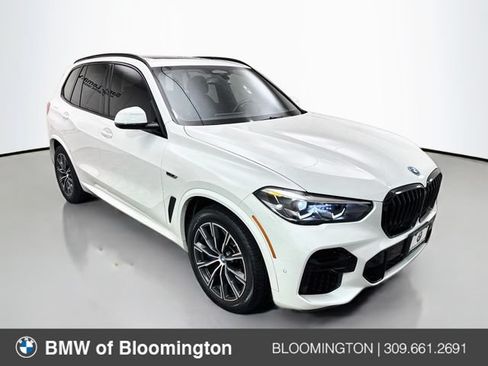 Used 2022 BMW X5 xDrive45e w/ M Sport Package AWD/4WD image 1