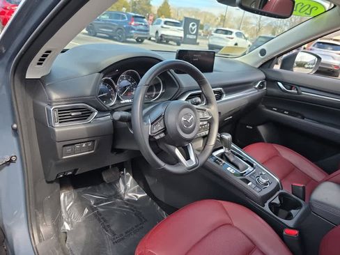 Used 2025 MAZDA CX-5 Carbon Edition image 12
