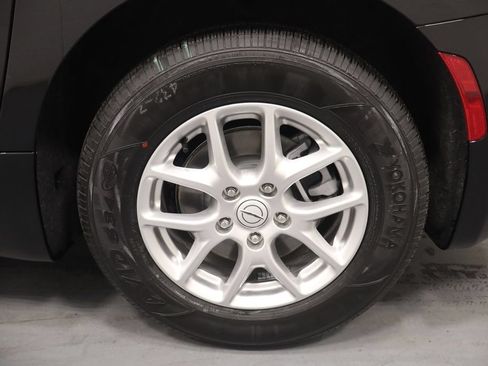 New 2026 Chrysler Pacifica Select FWD image 25