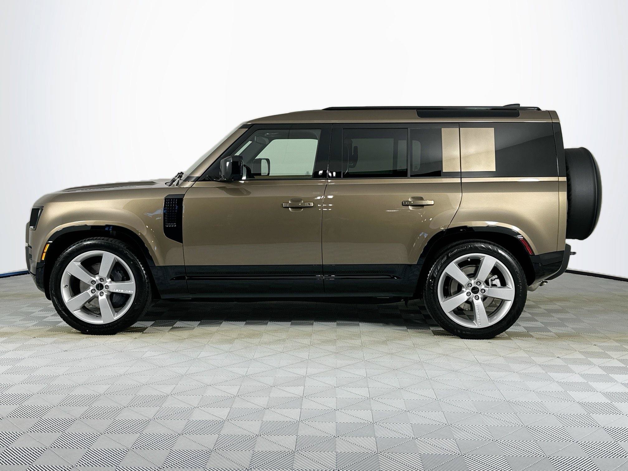 Certified 2026 Land Rover Defender 110 X-Dynamic SE AWD/4WD image 8