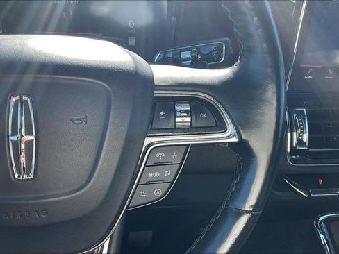 Used 2023 Lincoln Navigator Reserve image 23