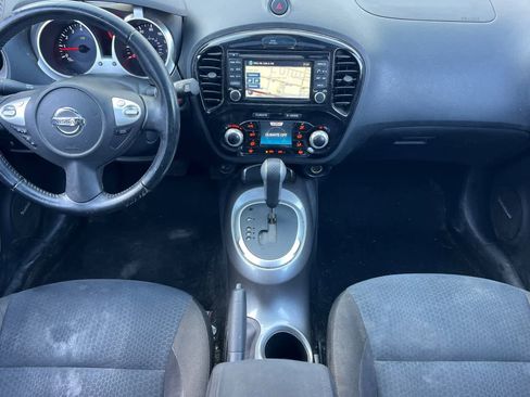 Used 2015 Nissan Juke SV w/ Technology Package image 4