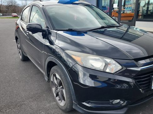 Used 2018 Honda HR-V EX-L image 4