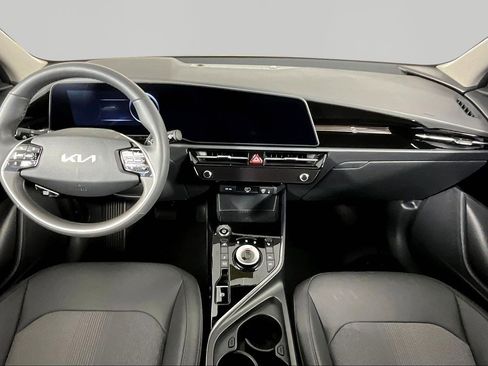 New 2026 Kia Niro Wind FWD image 10