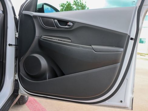 Used 2020 Hyundai Kona SEL image 7