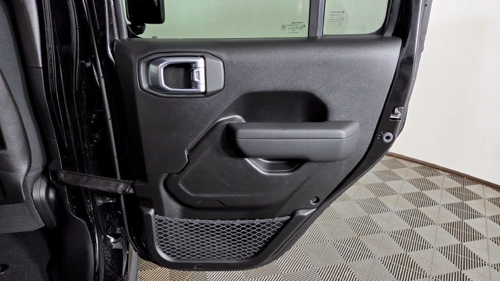 New 2026 Jeep Gladiator Mojave AWD/4WD image 25