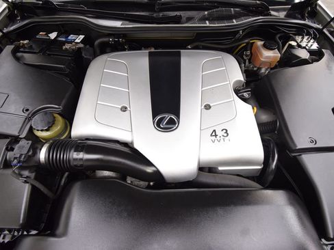 Used 2003 Lexus LS 430 RWD image 24