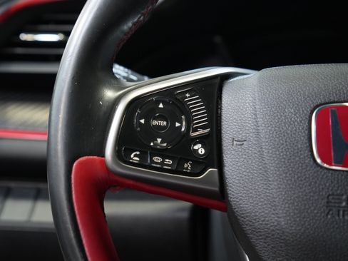 Used 2018 Honda Civic Type R image 39