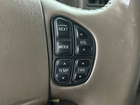 Used 2004 Ford Excursion Limited image 27