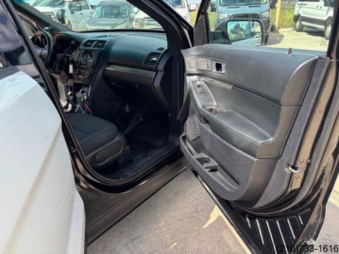 Used 2017 Ford Explorer 4WD Police Interceptor image 29