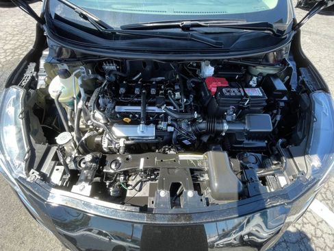 Used 2025 Nissan Versa SV image 32