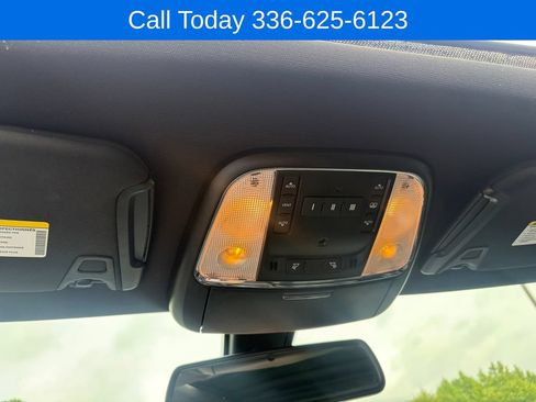 Used 2022 Chrysler 300 S RWD image 22