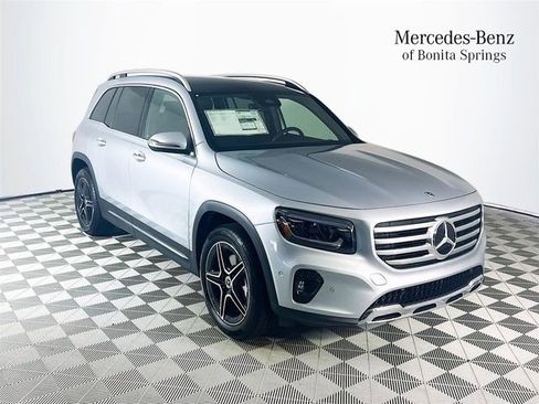 Used 2026 Mercedes-Benz GLB 250 image 1