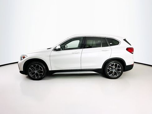 Used 2021 BMW X1 xDrive28i w/ Convenience Package image 4