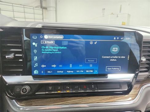 Used 2024 Chevrolet Silverado 2500 LT w/ Texas Edition image 27