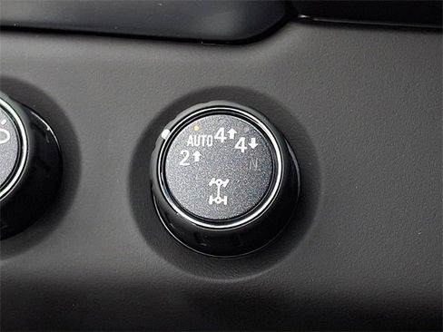 Used 2019 Chevrolet Tahoe LS w/ Enhanced Driver Alert Package image 23